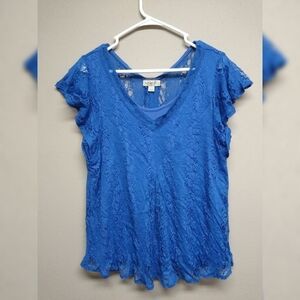 One World bright blue lace top with tank lining